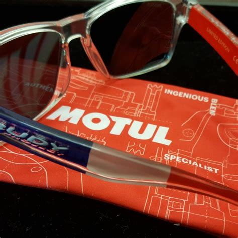 MOTUL Limited Edition Sonnenbrille SPINHAWK Crystal Von .